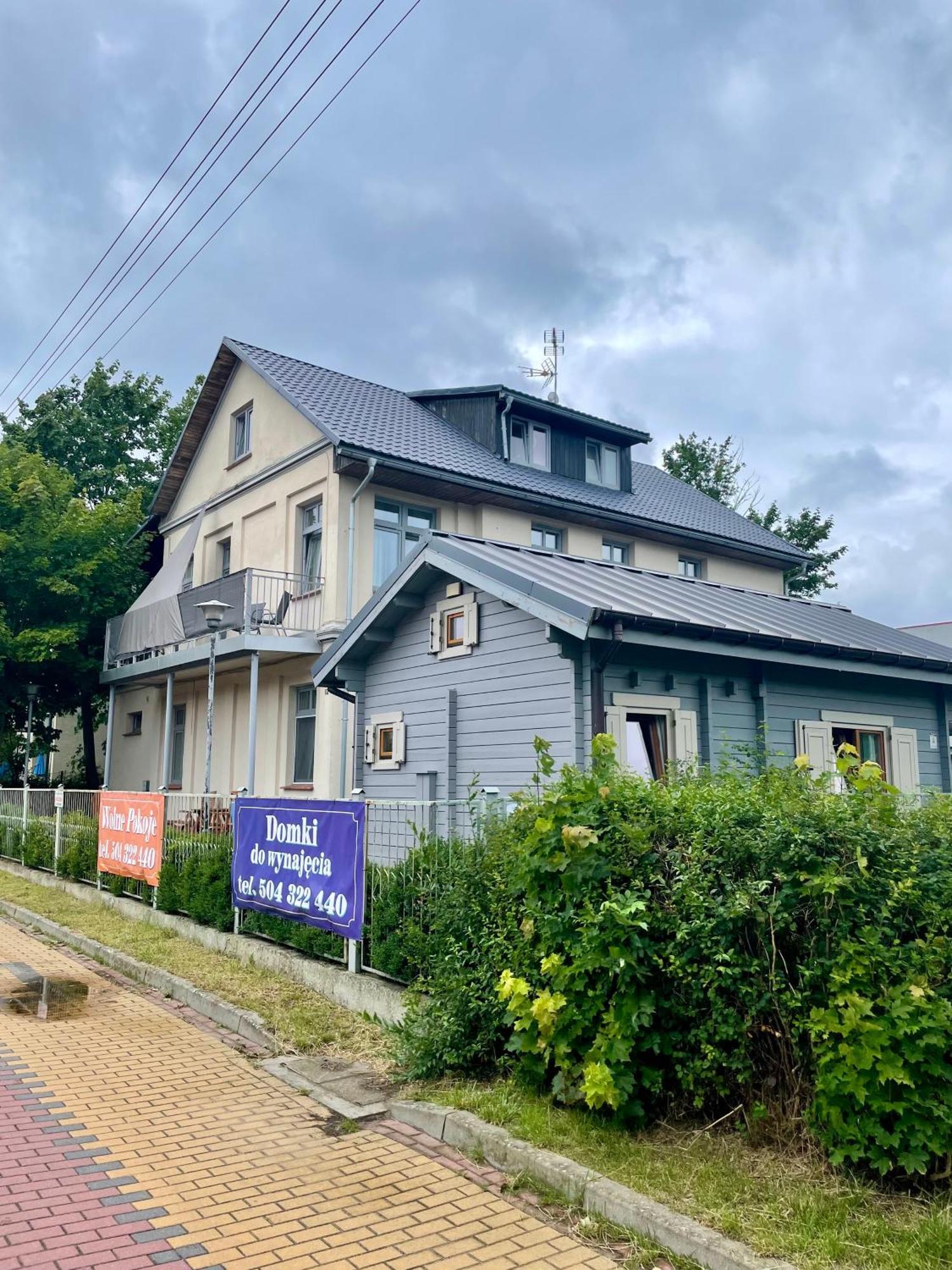 Pokoje I Domki Letniskowe Bros Dziwnow Exterior photo